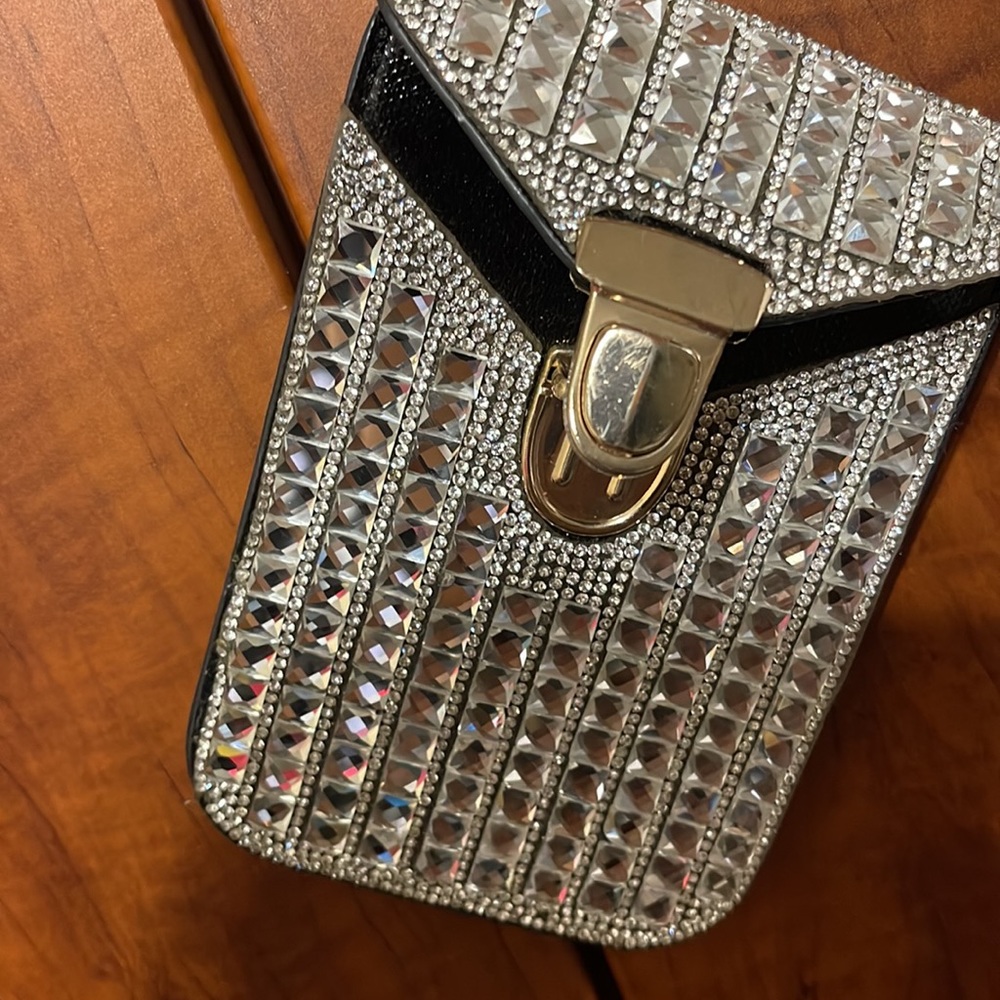 Phone case - Picture 4 of 11